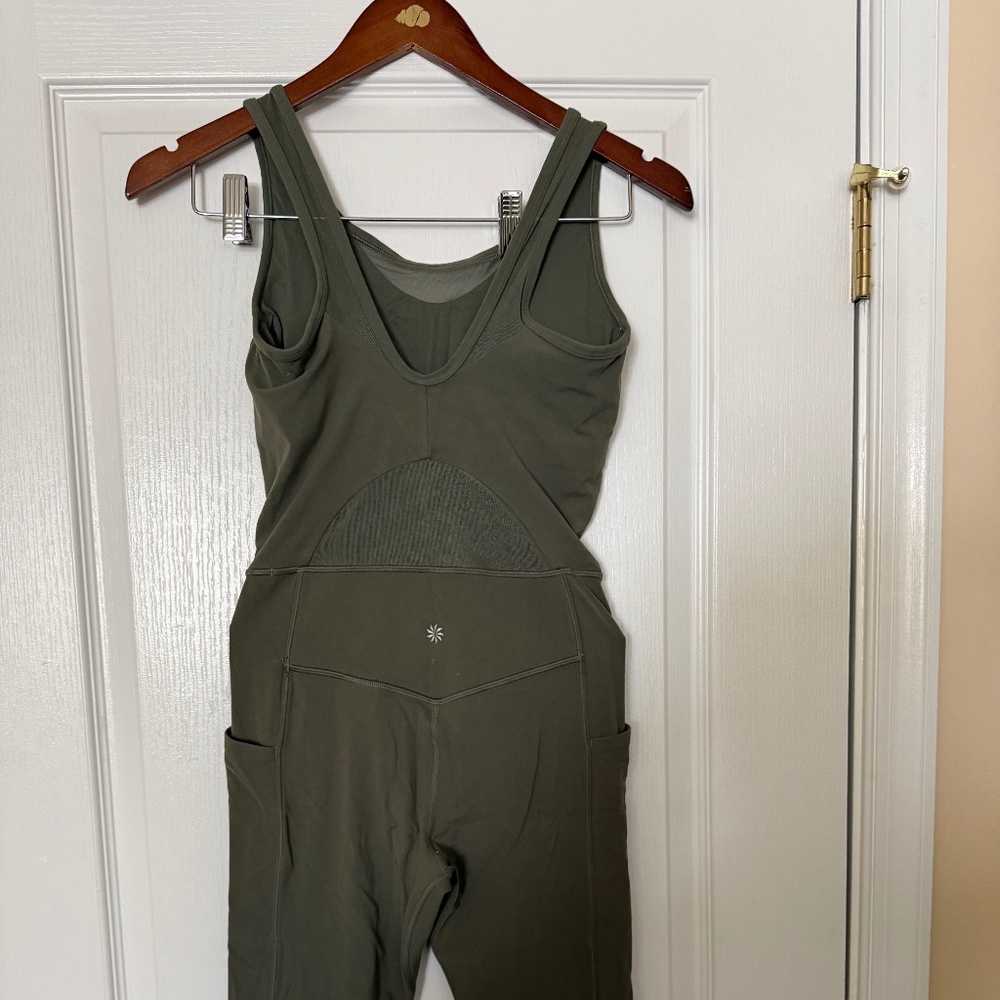 Athleta Salutation Jumpsuit (Size S) (Sage Green)